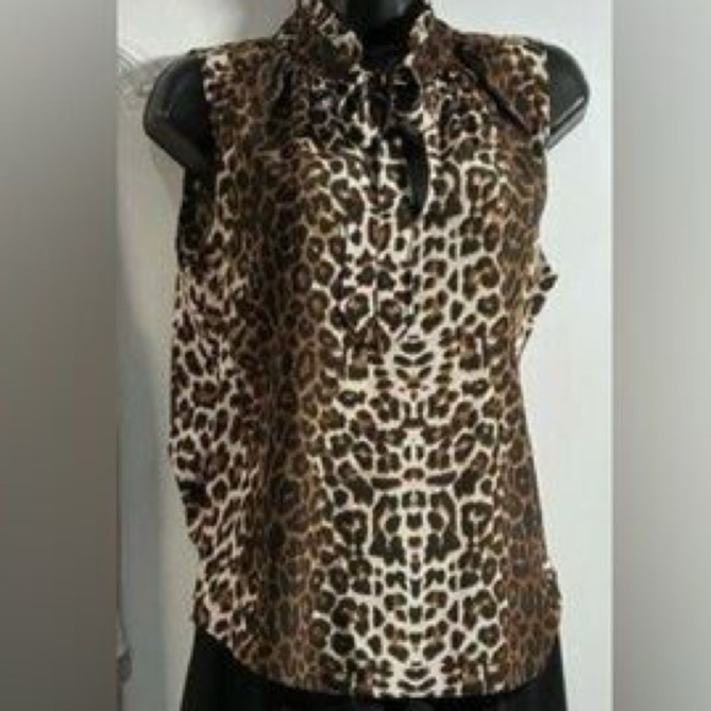 🛑 1 hour sale. Veronica Beard, size 4, Silk, Brown Leopard Print Blouse